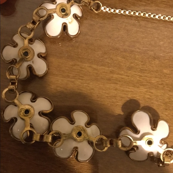 Vintage Blue flower necklace - Picture 3 of 4